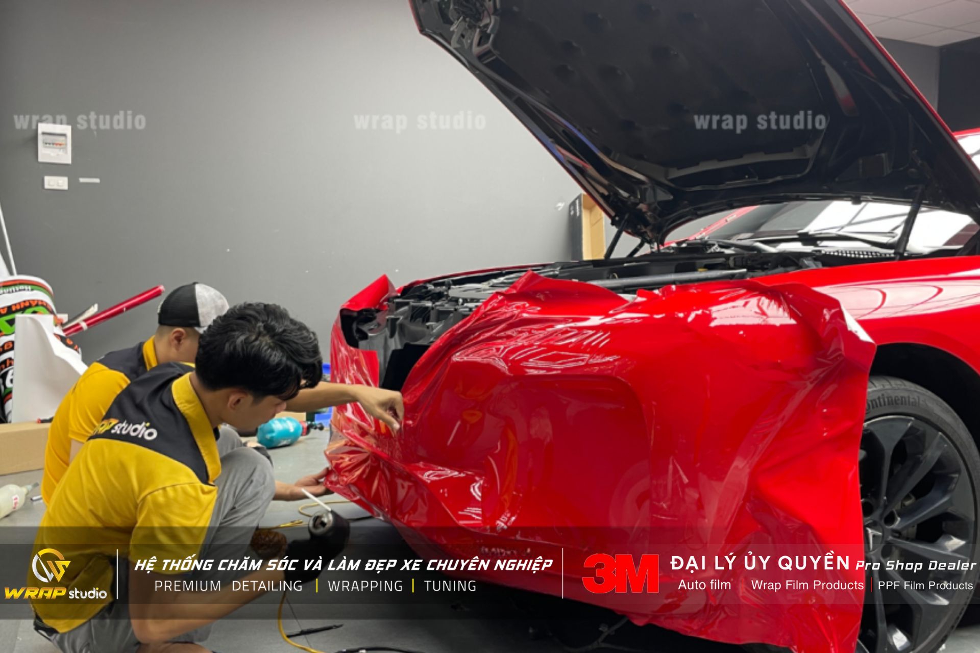 Dán đỏi màu tại Wrap Studio