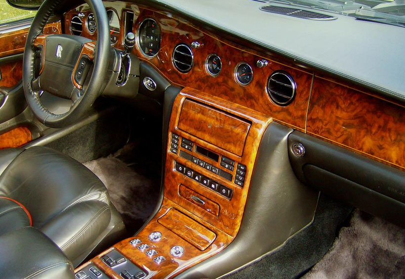 Tăng tính thẩm mỹ cho nội thất xe