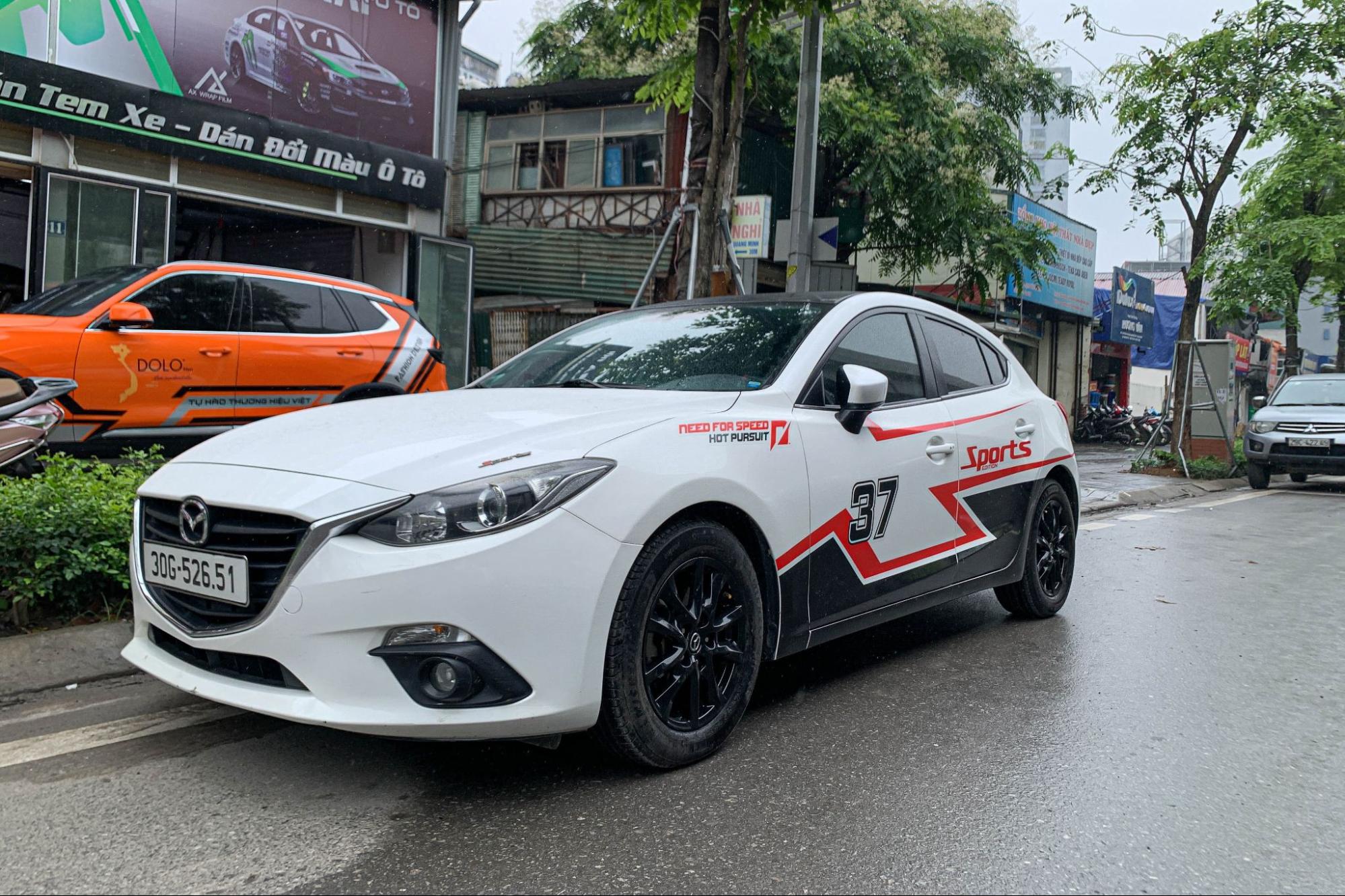 dán tem sườn xe ô tô chuẩn dán tem sườn xe ô tô chuẩn