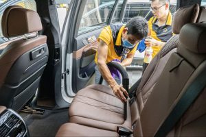 Dọn nội thất ô tô định kỳ mang lại lợi ích gì