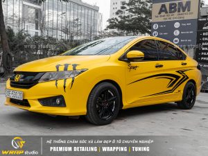 dán tem xe giá rẻ phạm văn đồng