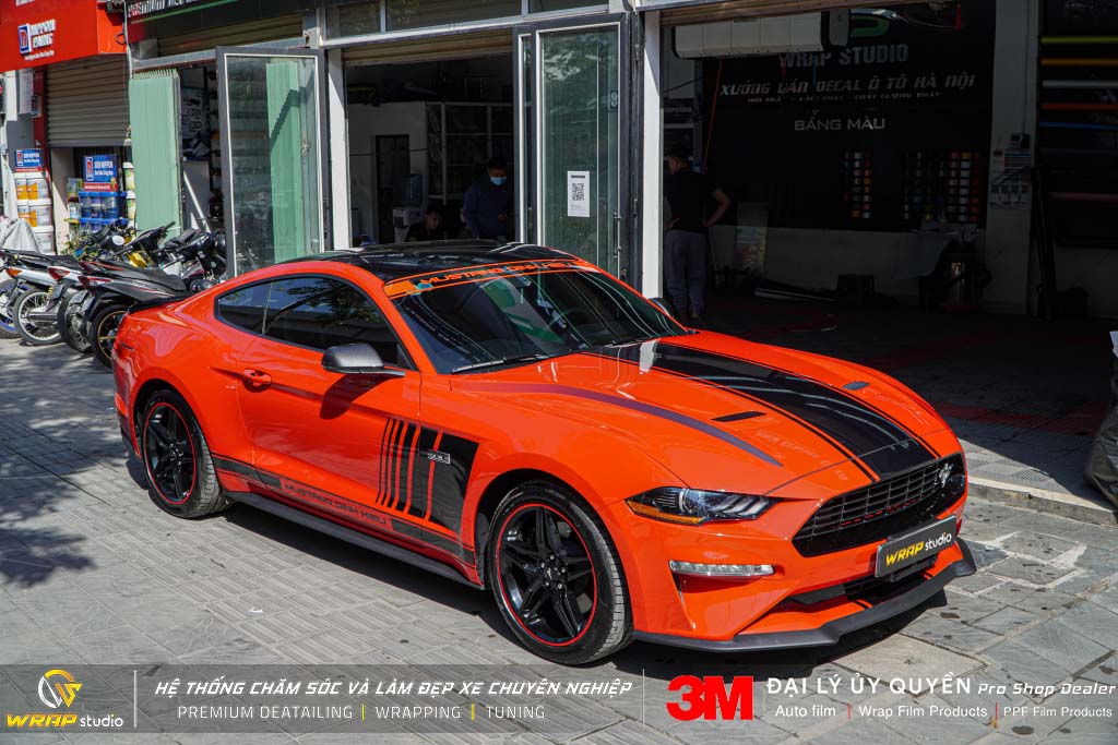 Ford Mustang độ tem đấu cực cháy tại Wrap Studio