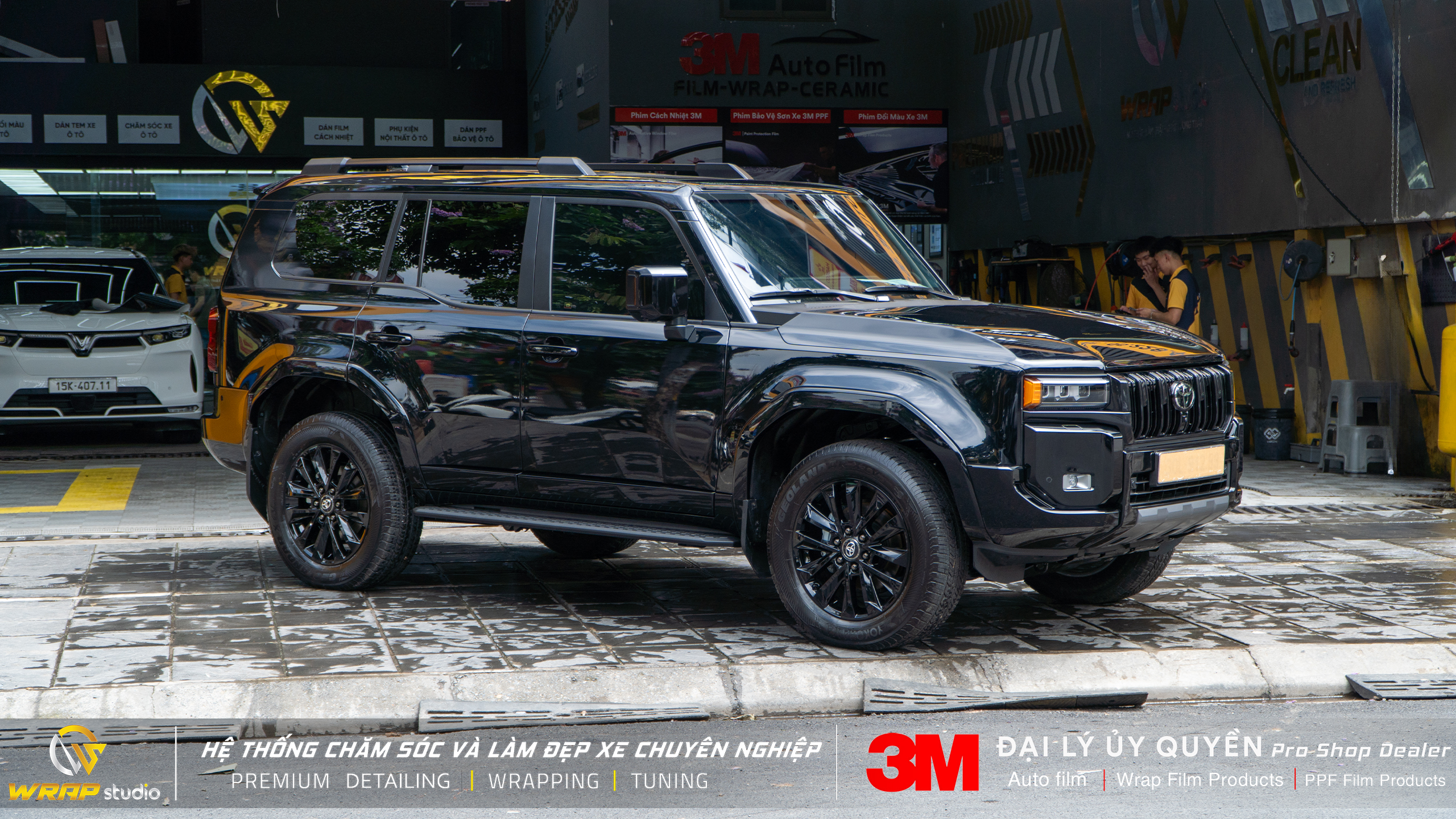 Prado được dán PPF 3M 50 Gloss