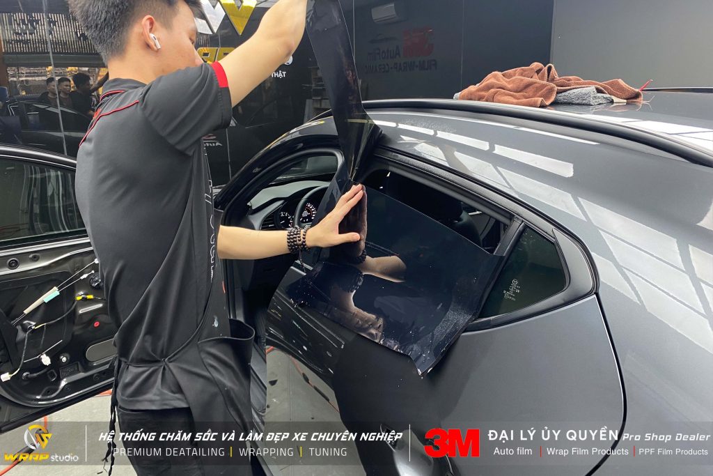 Dán phim cách nhiệt