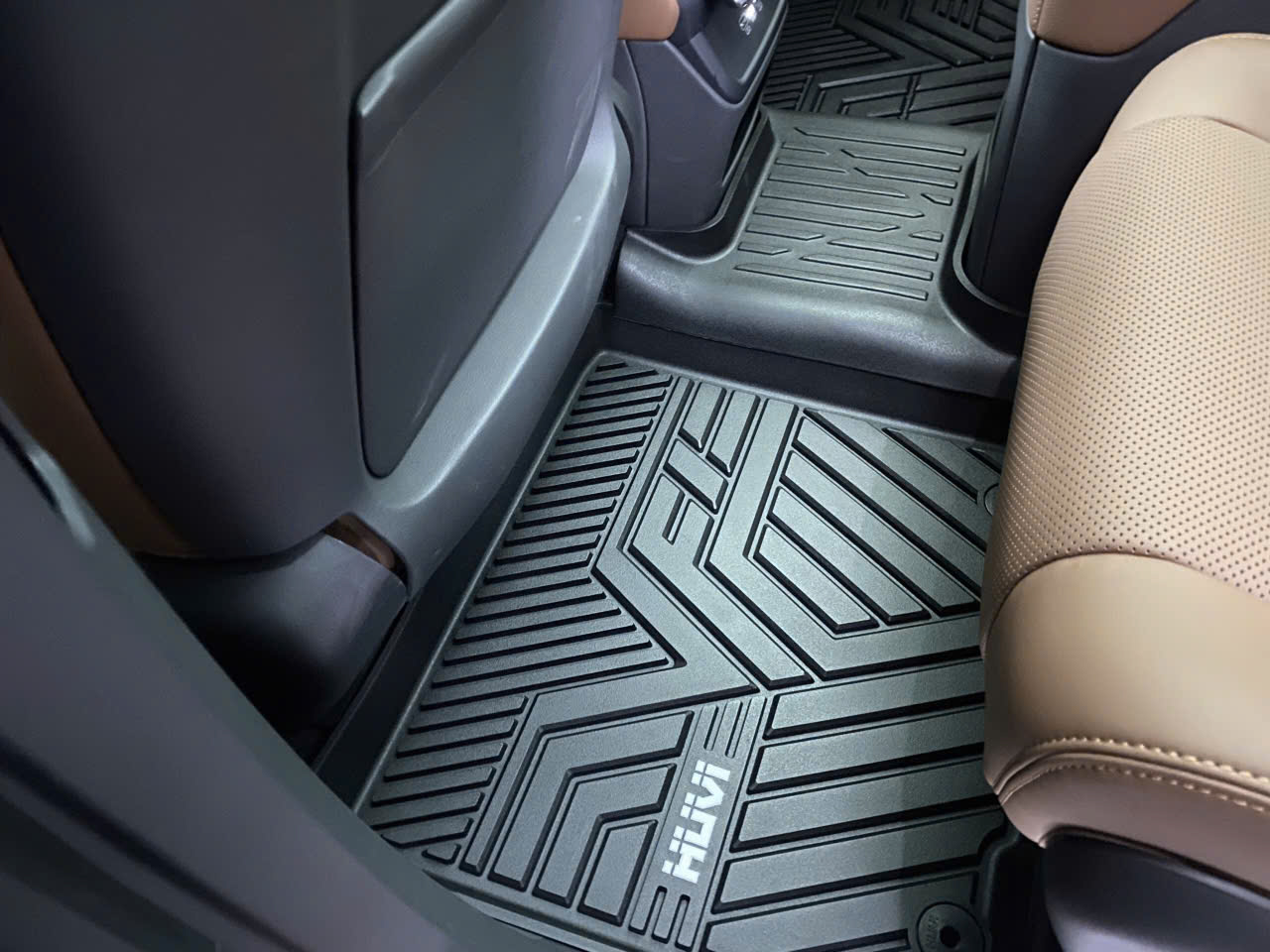 thảm sàn nhựa đúc huvi