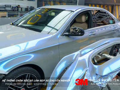 Mercedes dán đổi màu tại Wrap Studio