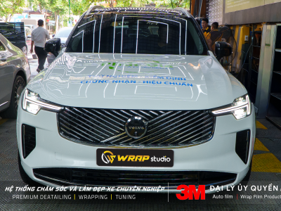 Volvo dán trần đen tại Wrap Studio