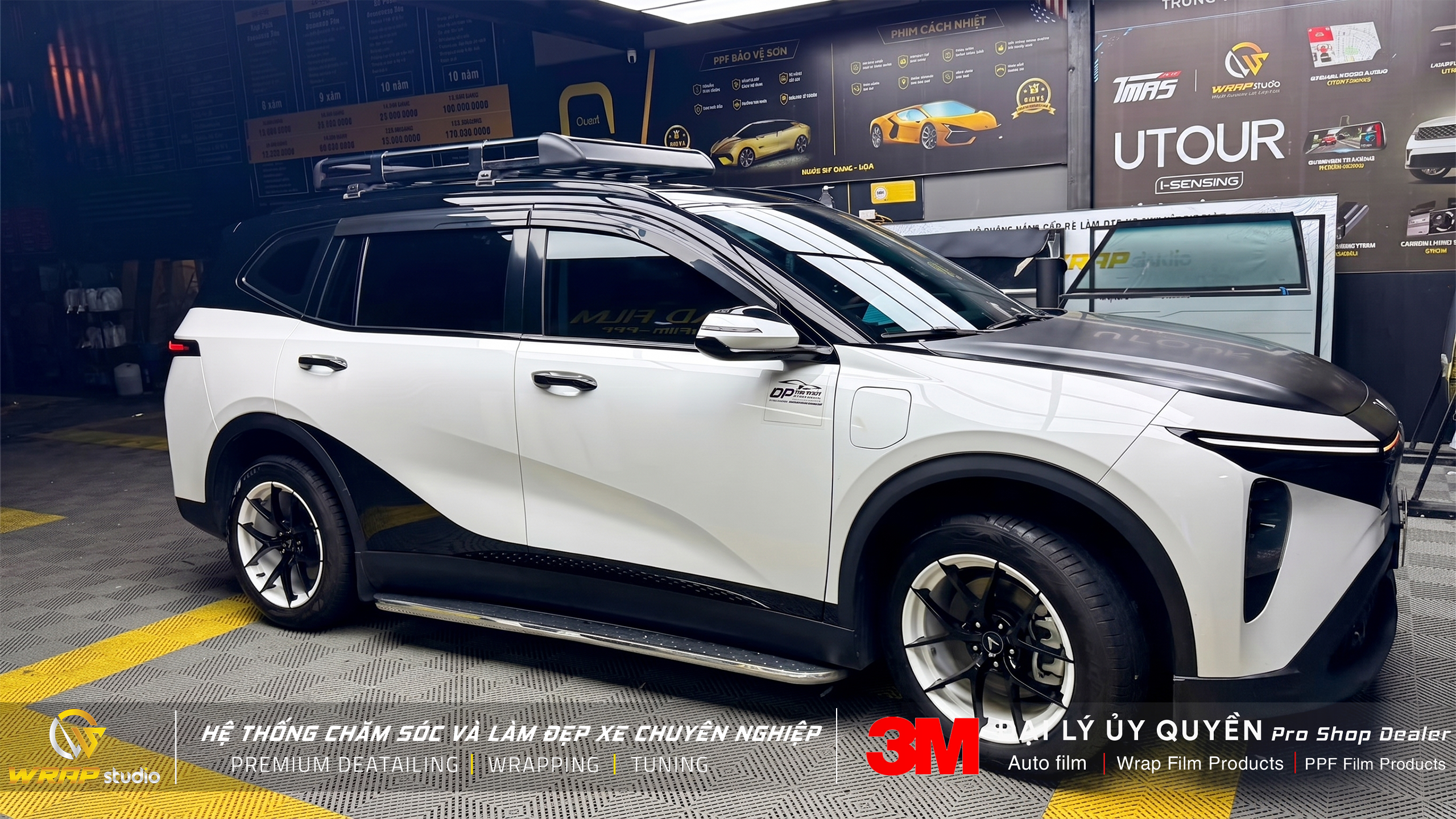 Limo Green dán tem và dán trần đen tại Wrap Studio Limo Green dán tem và dán trần đen tại Wrap Studio