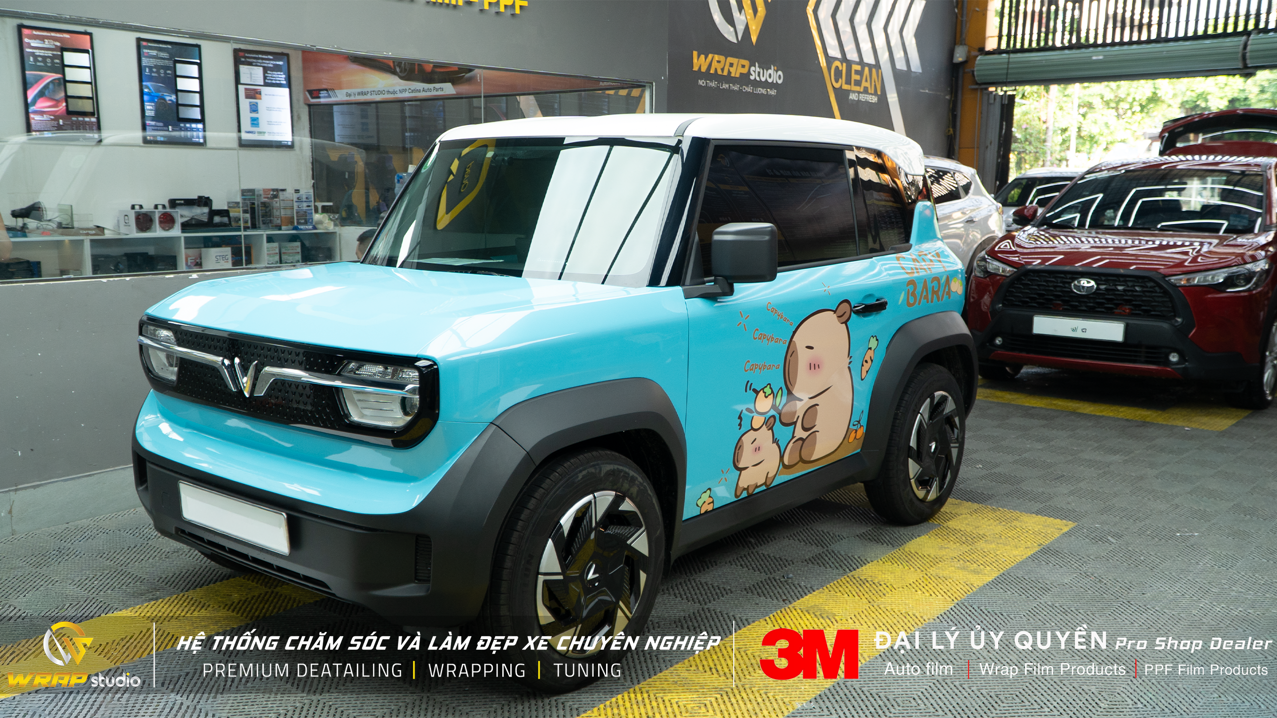 VF3 dán tem hoạt hình Capybara tại Wrap Studio