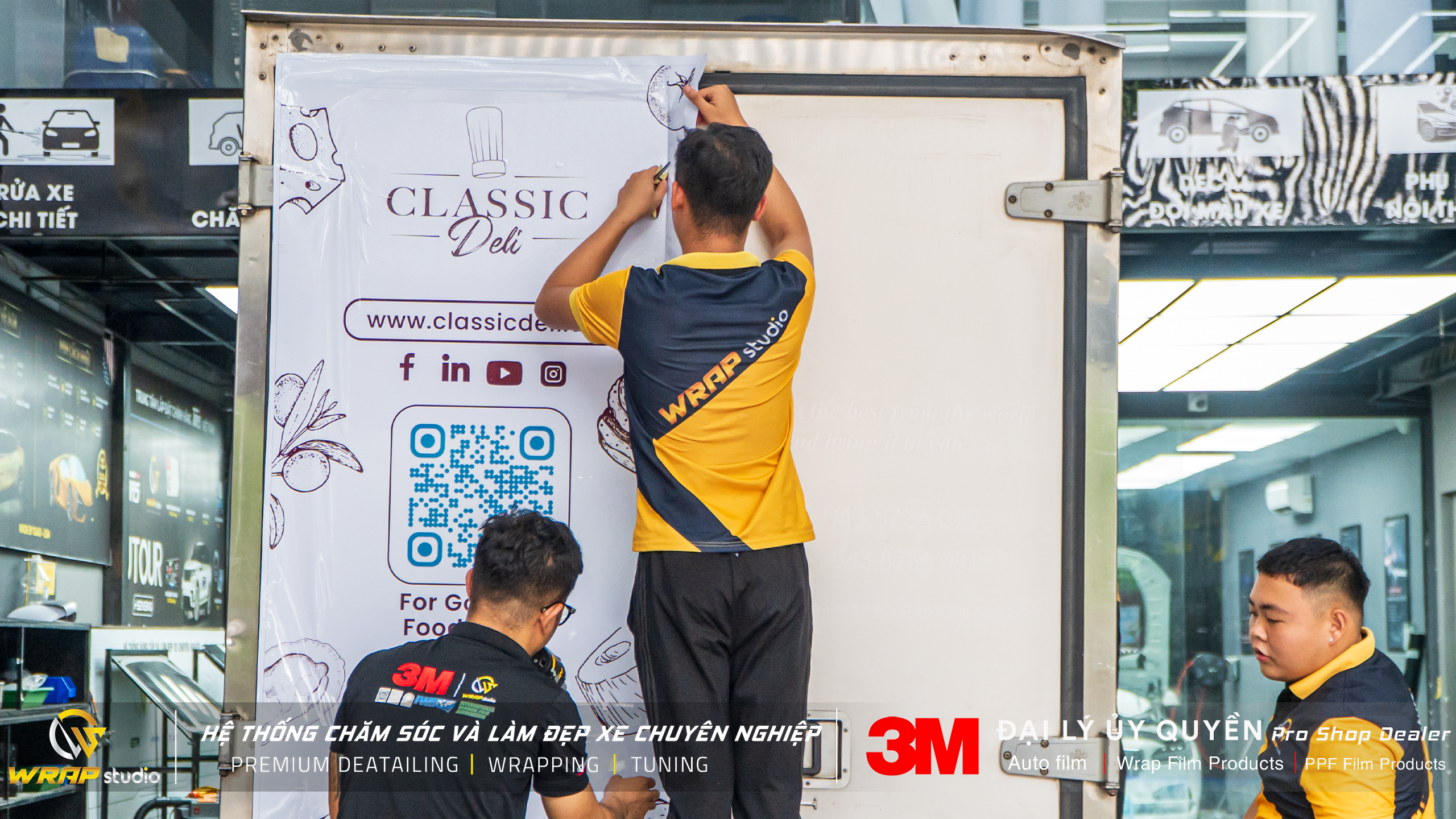 Dán tem xe tải