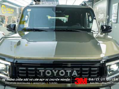Dán phim cách nhiệt xe Land Cruiser