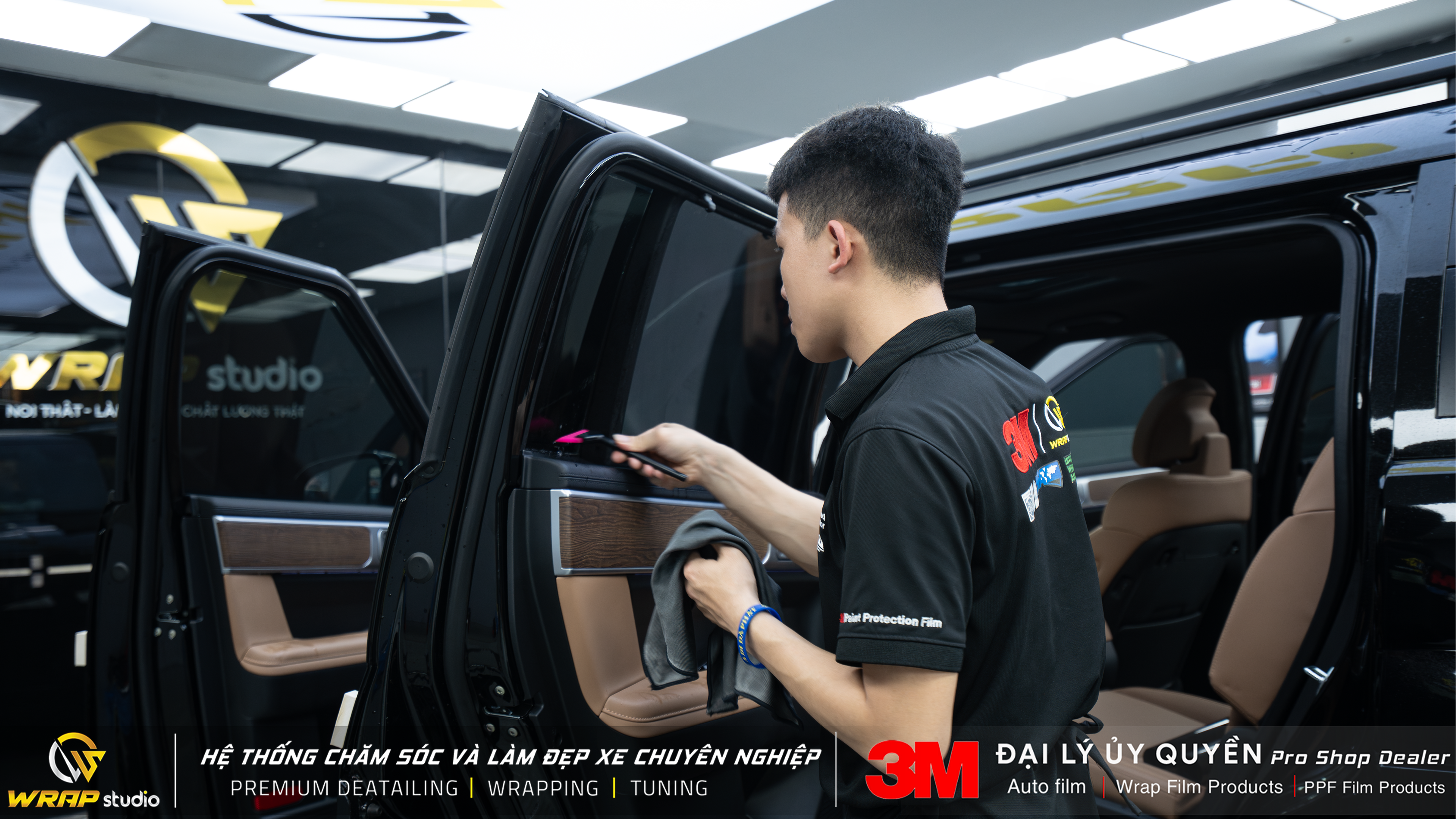 Thi công dán phim cách nhiệt