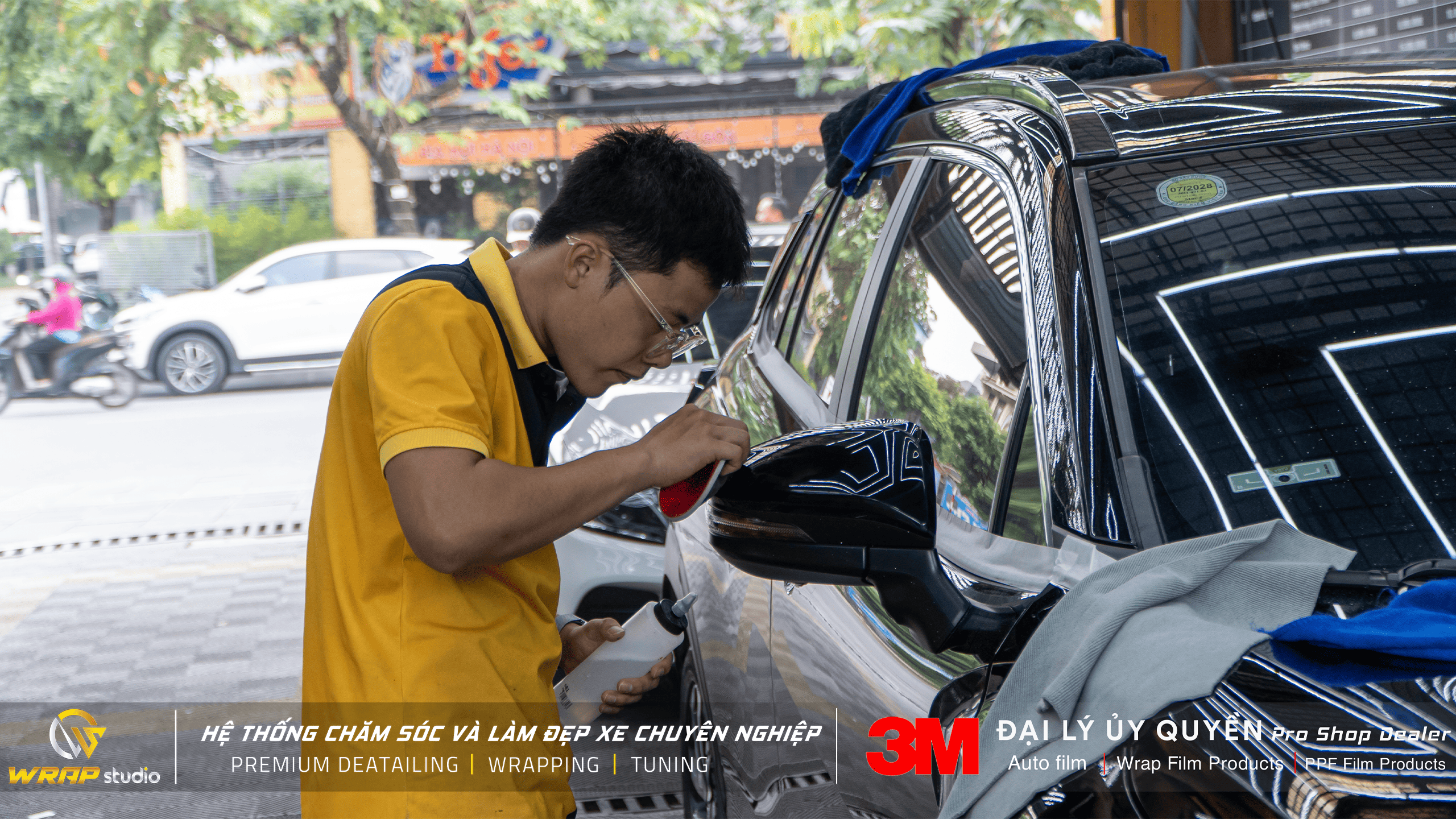 Đánh bóng xe