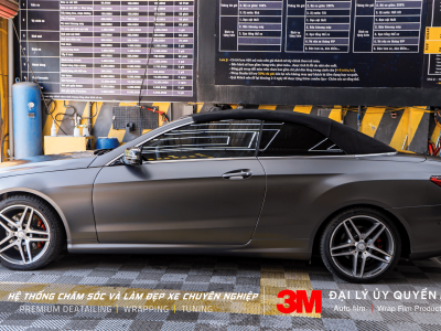 Mercedes dán đổi màu