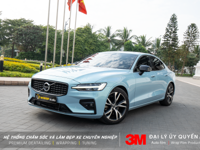 Volvo S60 dán đổi màu